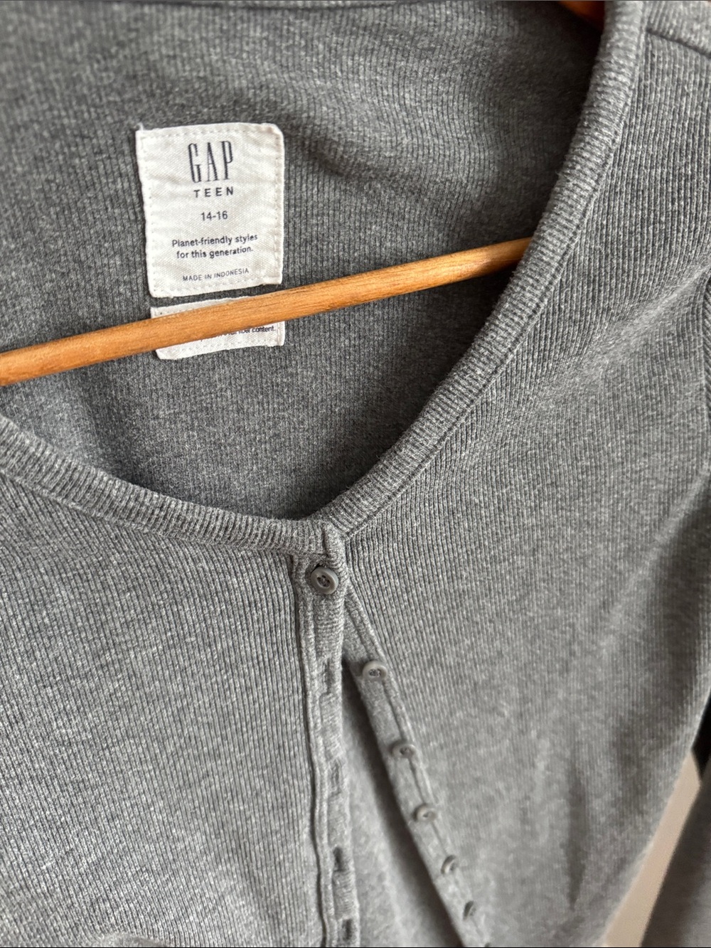 GAP Charcoal Gray Ribbed Button-Up Cardigan - Picture 5 of 5
